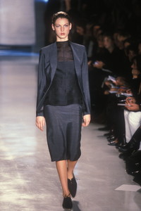 294726283_DonnaKaran1998WomenRTW9.thumb.jpg.dc9a423d2b1043eecf3ed4f851ddb21a.jpg