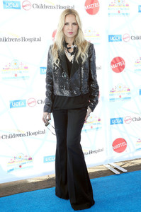 Rachel+Zoe+UCLA+Mattel+Children+Hospital+19th+iTGctwZIqxsx.jpg