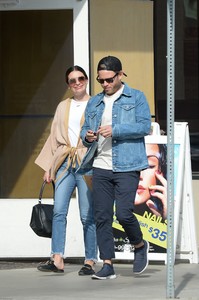        lea181118BZNimage108.jpg