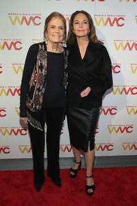 Diane+Lane+2018+Women+Media+Awards+Arrivals+jWLvuBF6Coxx.jpg