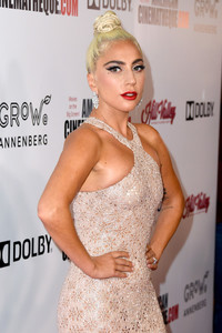 Lady+Gaga+32nd+American+Cinematheque+Award+FOxiPQ4QGCNx.jpg