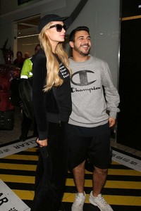        hil231118BZNimage11.jpg
