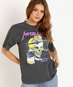 daydreamer-metallica-damaged-justice-shirt-faded-black 2.jpg