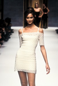 507318573_HerveLeger1996WomenRTW86.thumb.jpg.4201a5de61eff669ccce7215811b8c2c.jpg