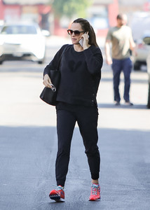 Jennifer+Garner+out+and+about+EItm4d6jhMlx.jpg