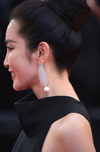 Li+Bingbing+Cafe+Society+Opening+Gala+Red+l8h0D6cPS60x.jpg