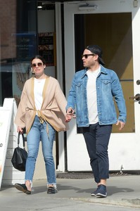        lea181118BZNimage121.jpg