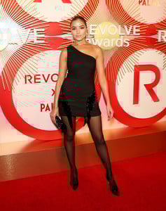 Olivia+Culpo+Revolve+Second+Annual+REVOLVEawards+-GwY11Vxp45x.jpg