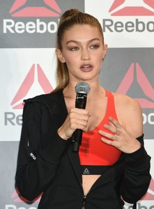          gig141118BZNimage114.jpg