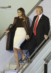 6821826-6444895-The_president_and_first_lady_will_be_in_Argentina_two_days_for_m-m-36_1543546283386.thumb.jpg.08f7b1e5e1871f72f99bbf6e6f4777b5.jpg