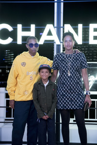 Pharrell+Williams+Chanel+Cruise+2018+19+Replica+F018puTZFI8x.jpg