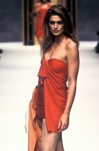 782531686_HerveLeger1996WomenRTW11.thumb.jpg.32d43c25b29b1ffa9f5514698c9752f6.jpg