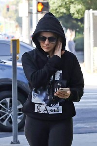        lop171118BZNimage101.jpg