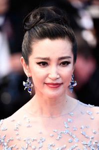 Li+Bingbing+Sea+Trees+Premiere+68th+Annual+mkuZJHLkRmjx.jpg