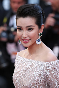 Li+Bingbing+Carol+Premiere+68th+Annual+Cannes+RCNUInTJ0R_x.jpg