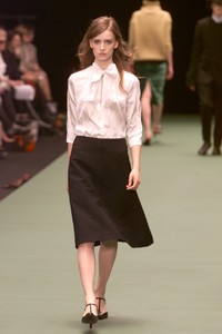 DRIES-VAN-NOTEN-FALL-2000-RTW-10-ANNE-CATHERINE-LACROIX-2D3T7676.JPG