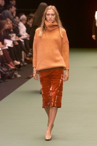 DRIES-VAN-NOTEN-FALL-2000-RTW-30-LIISA-WINKLER-2D3T7762.JPG