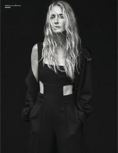 Elle_-_30_Novembre_au_6_Decembre_2018b-page-009.jpg