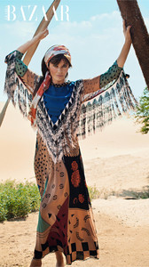 Helena-C--(2).thumb.jpg.4295edab0162c981faf511cf047c4c50.jpg