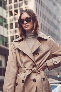 Laura-Love-London-Fog-Fall-2018-Campaign-Dean-Isidro-12.jpg