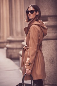 Laura-Love-London-Fog-Fall-2018-Campaign-Dean-Isidro-8.jpg