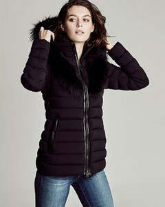 Mackage-Kadalina-X-Fox-Fur-Trimmed-Down-Jacket.thumb.jpg.d2622bf178d98879d657ceb626edafb1.jpg