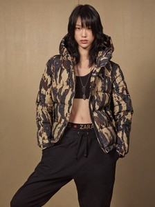 Zara-SRPLS-03-620x827.thumb.jpg.5ddc9206590c4af72bc4b3dd4cb75370.jpg