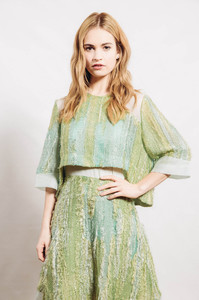 celeber_ru_lily_james_cinderella_photoshoot_ap_2015_24.jpg