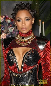 ciara-swizz-beatz-host-halloween-eve-party-in-nyc-07.jpg