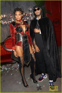 ciara-swizz-beatz-host-halloween-eve-party-in-nyc-10.jpg