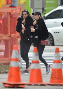 gizele-oliveira-and-cindy-mello-at-a-gym-in-new-york-11-07-2018-2.jpg