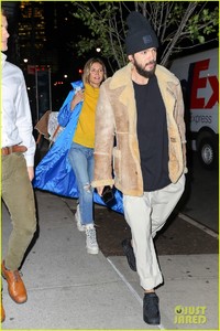 heidi-klum-boyfriend-tom-kaulitz-jet-out-of-nyc-after-halloween-party-01.jpg