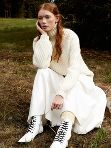 johan-sandberg-elle-sweden-julia-hafstrom-96ff44ac0695c28ac75bc32531c15d607_thumb.thumb.jpg.6a973385e5fc5003ab24edb80e1f653b.jpg