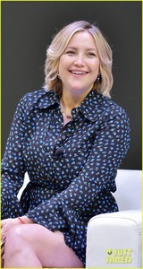 kate-hudson-world-programme-november-2018-02.jpg