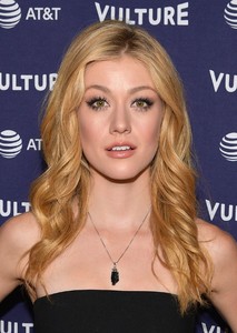 katherine-mcnamara-2018-vulture-festival-opening-night-party-7.thumb.jpg.ce2713e2c4c892fa06ed59d6af9bfdd5.jpg