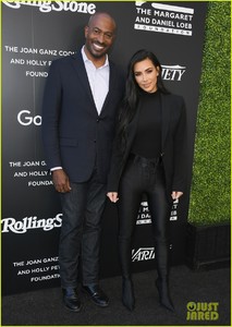 kim-kardashian-had-to-educate-kanye-west-after-his-meeting-with-trump-05.jpg