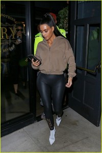 kim-kardashian-kanye-west-dinner-amid-wildfires-26.jpg