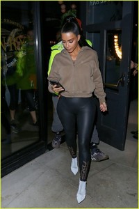 kim-kardashian-kanye-west-dinner-amid-wildfires-28.jpg
