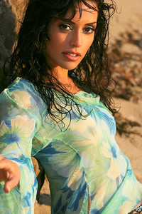 kinopoisk.ru-Emmanuelle-Vaugier-949645.jpg