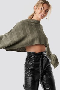 lasula_knitted_flare_sleeve_cropped_1601-000004-0052_01a.jpg