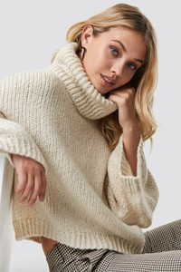 mango_pastelis_sweater_1587-000435-0244_01a.jpg