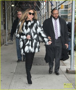 mariah-carey-first-snow-of-the-season-03.jpg