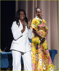 michelle-obama-says-she-couldnt-get-facts-wrong-as-first-lady-10.jpg