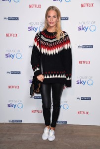 poppy-delevingne-skyq-party-in-london-2.jpg