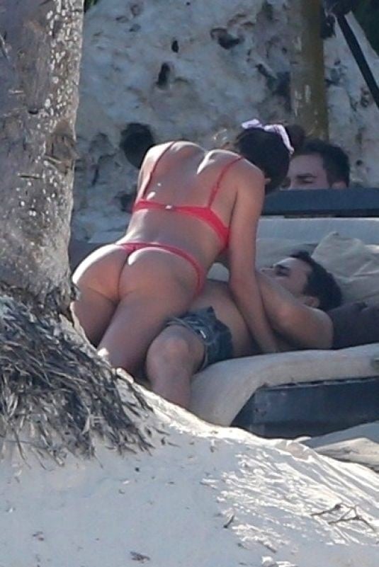 Sara Sampaio Ass