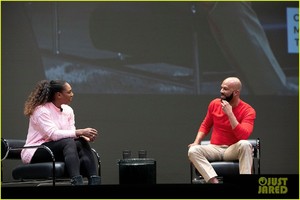 serena-williams-teams-up-with-common-for-creative-minds-talk-03.jpg