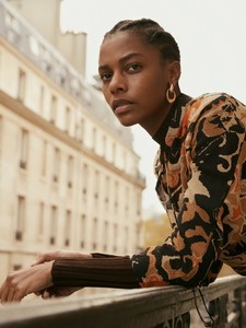she_catalogo_theselection_18-768x1024.jpg