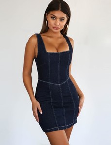 shopify_2563c3f813db1113b74e1d60318e7ecb_danni-dress-denim_1230x1230.jpg