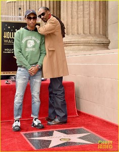 snoop-dogg-hollywood-walk-of-fame-17.jpg