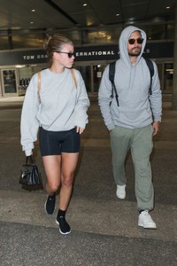 sofia-richie-leaving-melbourne-11-03-2018-1.jpg